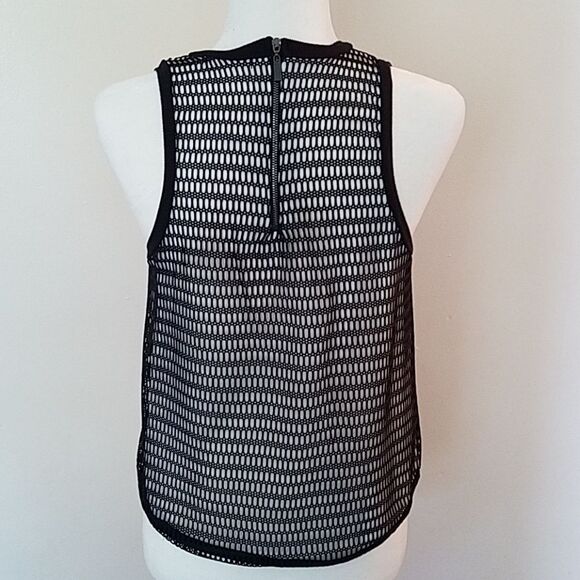 Willow & Clay Tank Top Womens Size S Black Lace Overlay White Sleeveless NEW - Picture 2 of 8